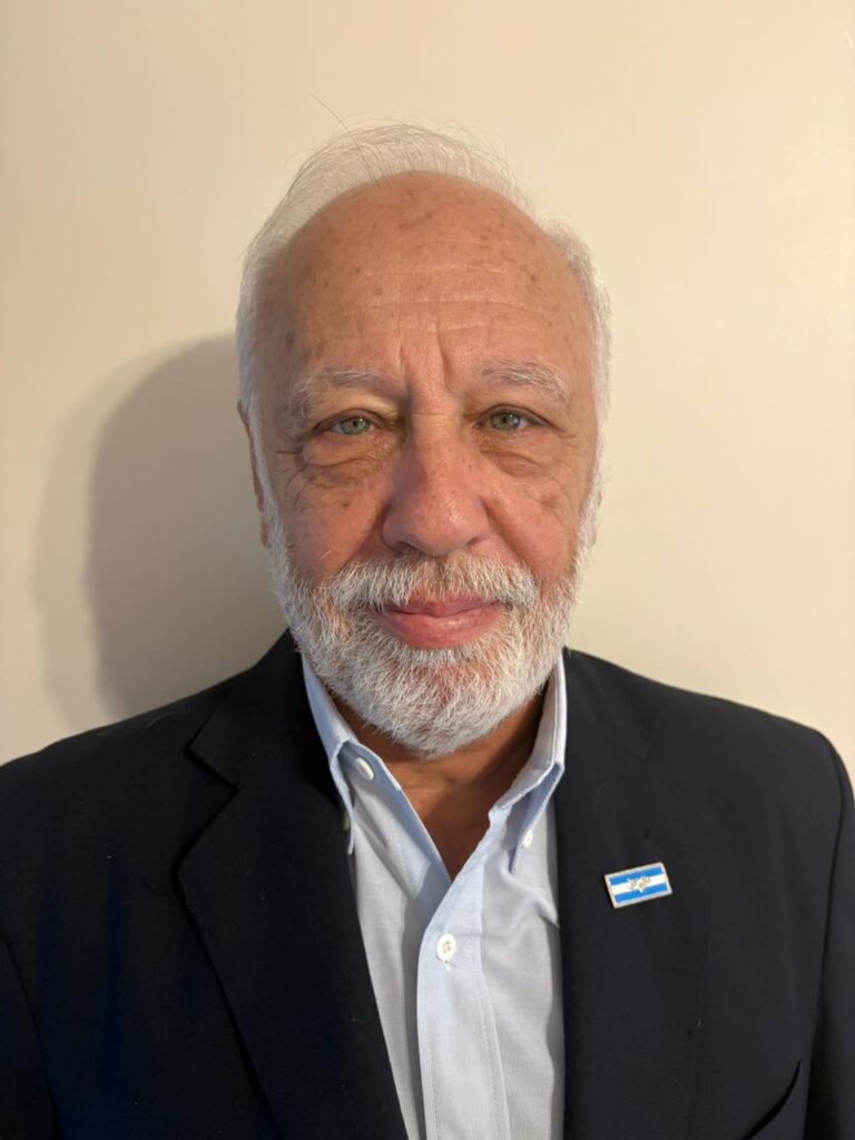 neves-2-768x1024 Quienes Somos?